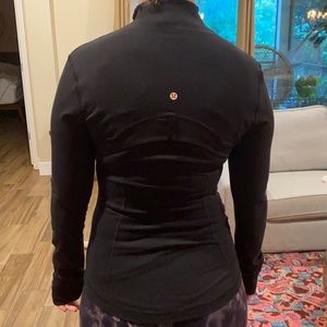 Lululemon Define Jacket black Sz 6 EUC